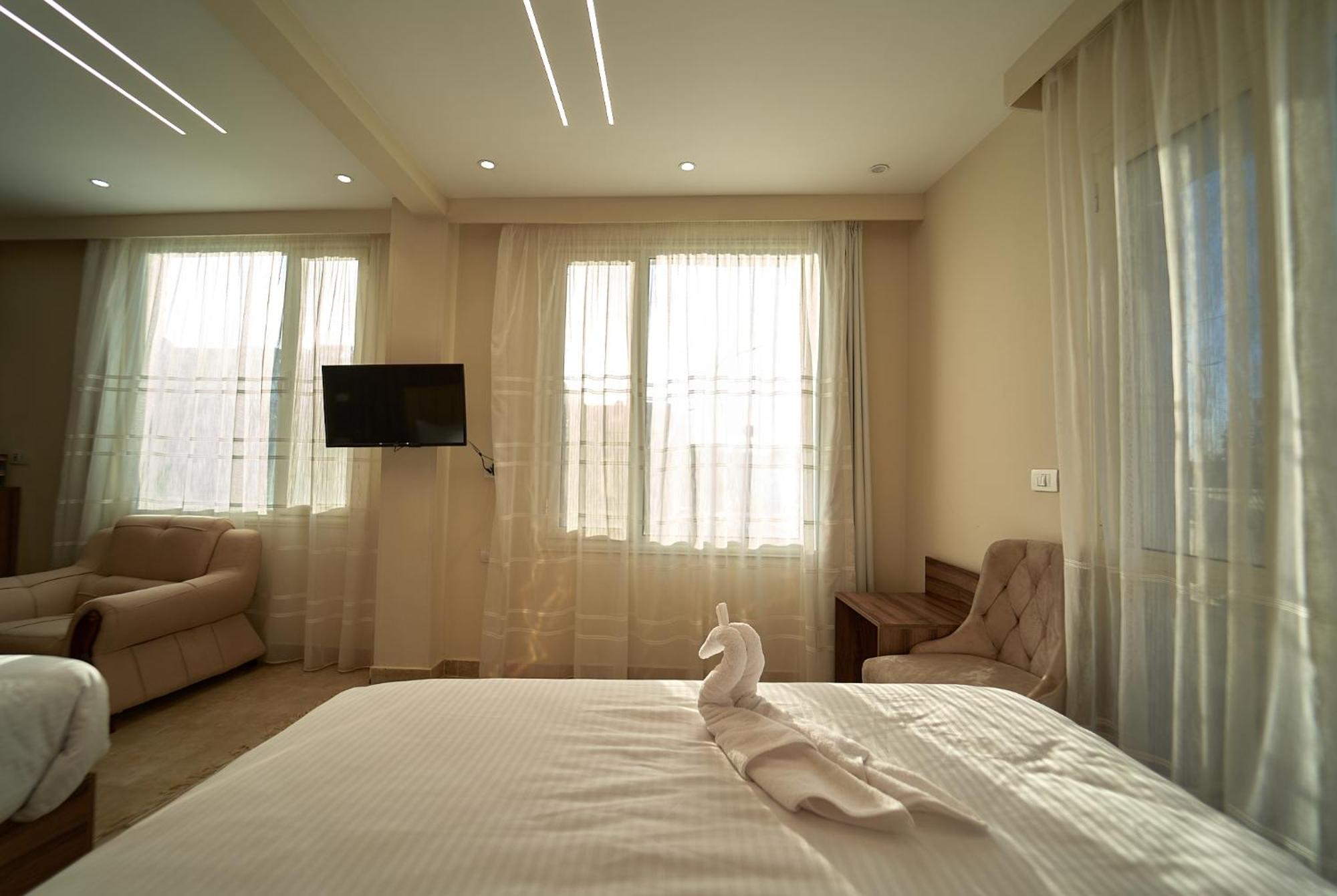The Palace Pyramids Inn Nazlet el-Sîsi Dış mekan fotoğraf